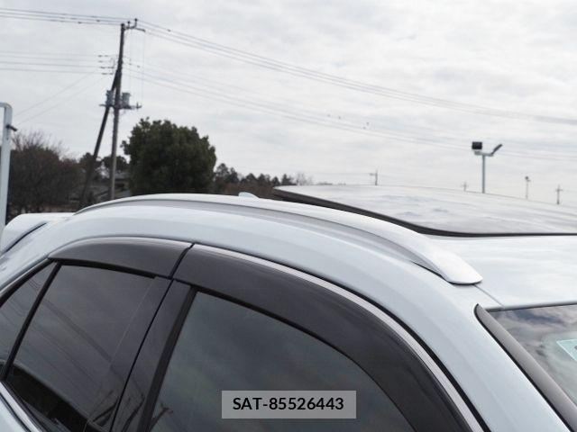 Lexus UX 2021-08 4326402-9