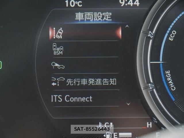 Lexus UX 2021-08 4326402-25