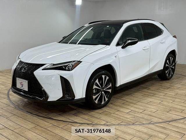Lexus UX 2023-02 4421914-14