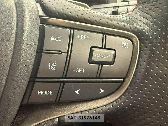 Lexus UX 2023-02 4421914-6