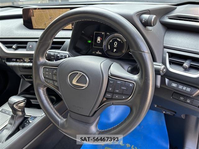 Lexus UX 2019-11 4595731-26