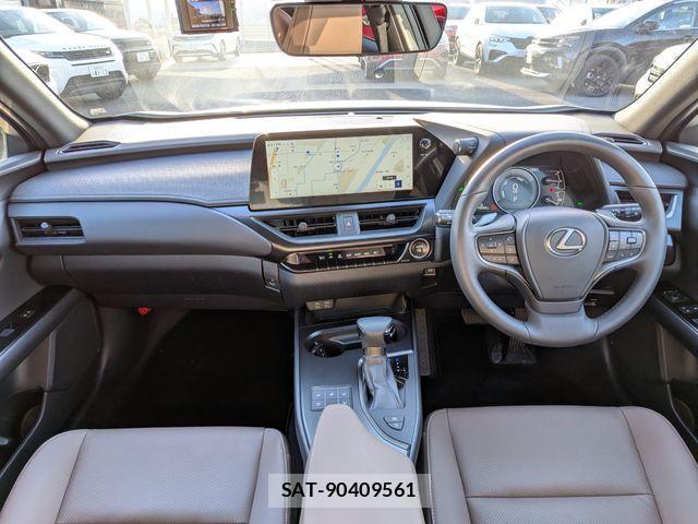 Lexus UX 2023-02 4755162-1