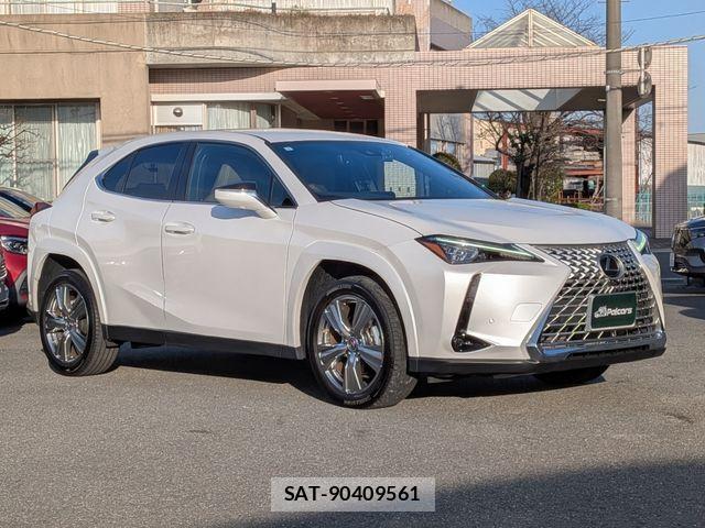 Lexus UX 2023-02 4755162-22