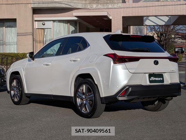 Lexus UX 2023-02 4755162-27