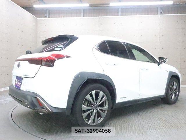 Lexus UX 2019-07 5871259-1