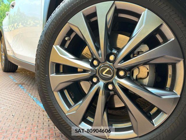 Lexus UX 2020-01 5871251-12