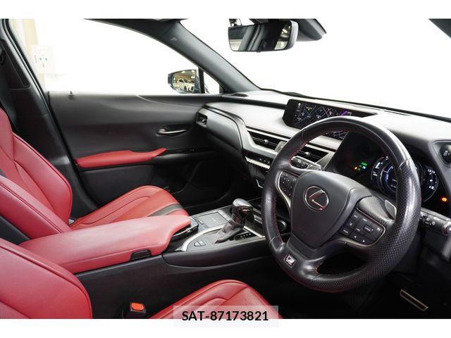 Lexus UX 2021-04 5871256-25