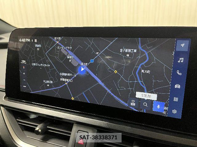Lexus UX 2023-06 6011978-4
