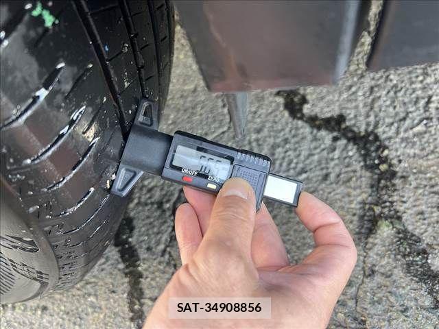 Lexus UX 2021-11 6012002-6