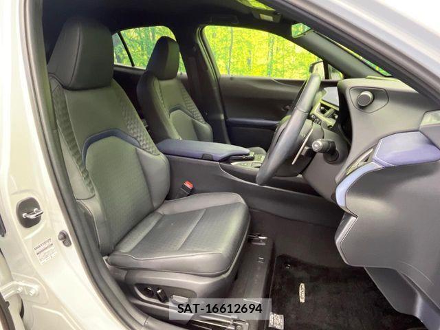 Lexus UX 2021-04 6245311-7