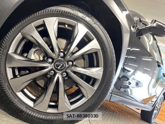 Lexus UX 2020-07 6245316-12