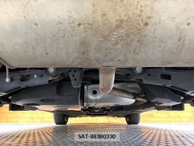 Lexus UX 2020-07 6245316-18