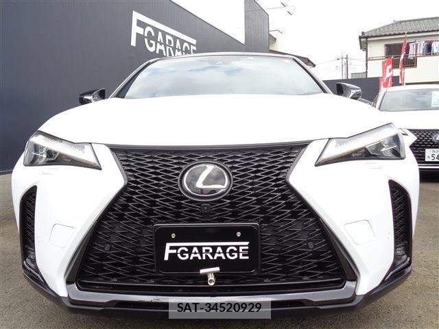 Lexus UX 2023-06 6272162-1