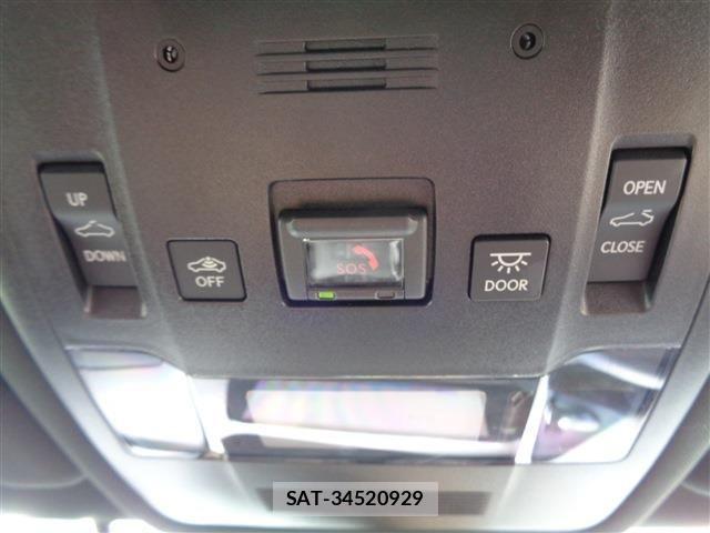 Lexus UX 2023-06 6272162-21