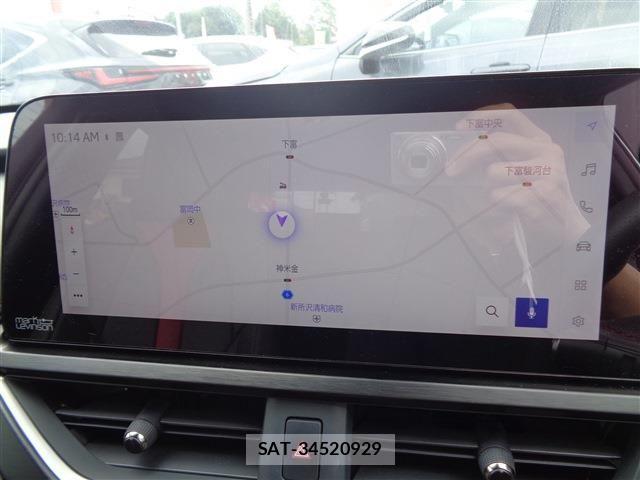 Lexus UX 2023-06 6272162-23