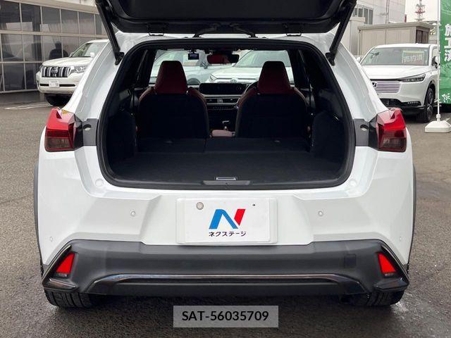 Lexus UX 2019-09 6305036-9