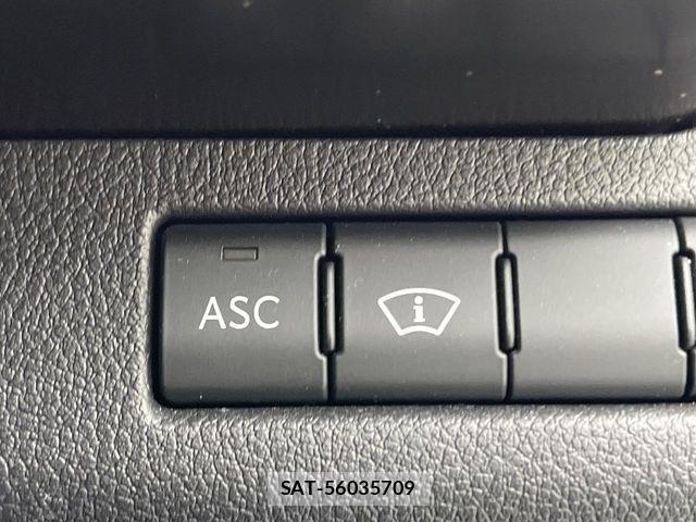 Lexus UX 2019-09 6305036-6