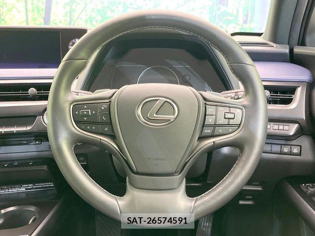 Lexus UX 2021-10 6499706-10