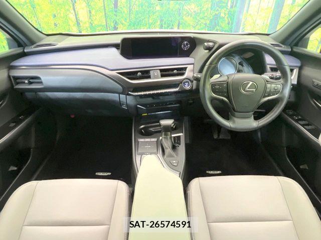 Lexus UX 2021-10 6499706-1