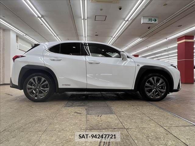 Lexus UX 2019-08 6545644-16