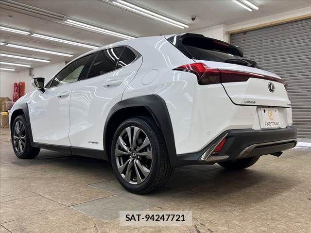 Lexus UX 2019-08 6545644-19