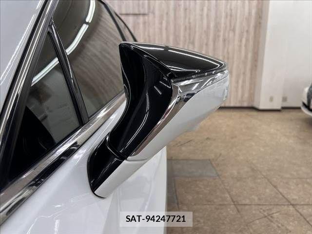 Lexus UX 2019-08 6545644-25