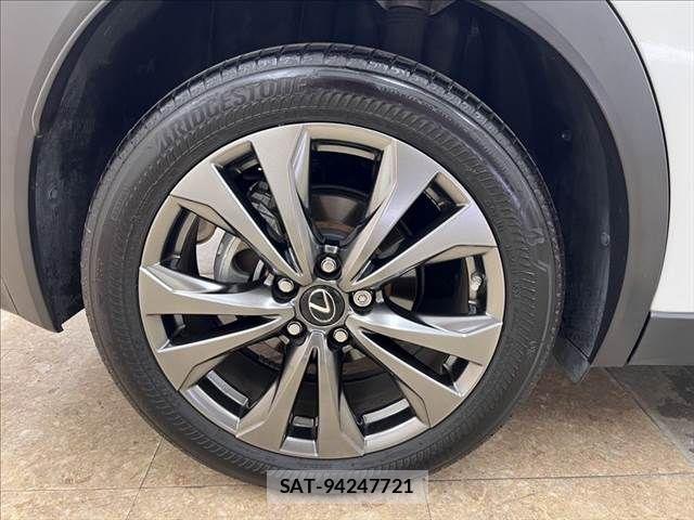 Lexus UX 2019-08 6545644-27
