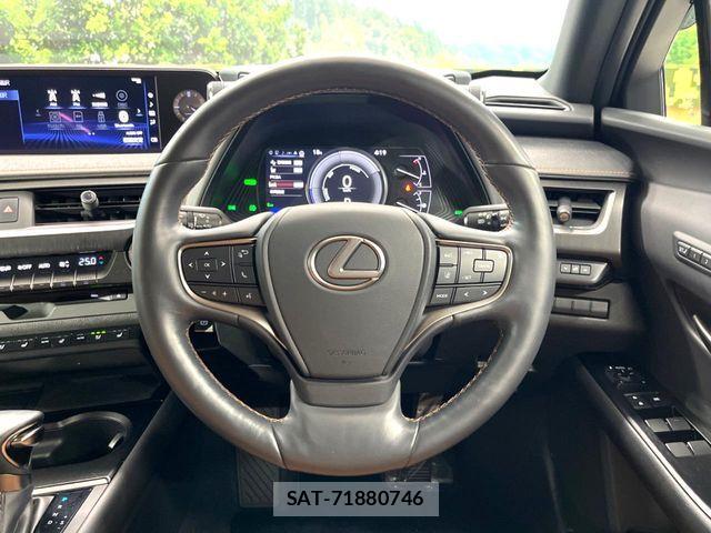 Lexus UX 2019-05 6545639-10