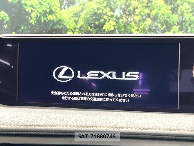 Lexus UX 2019-05 6545639-2