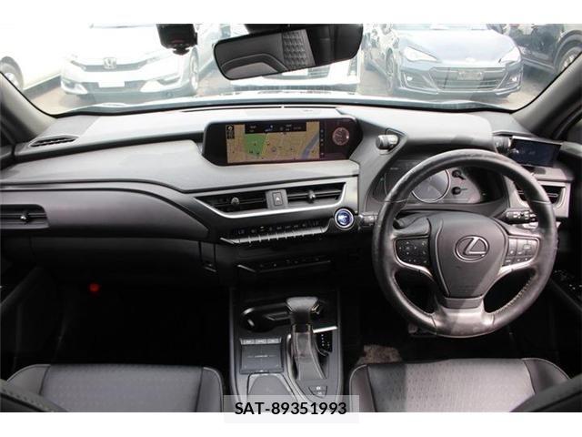 Lexus UX 2019-04 6612982-20