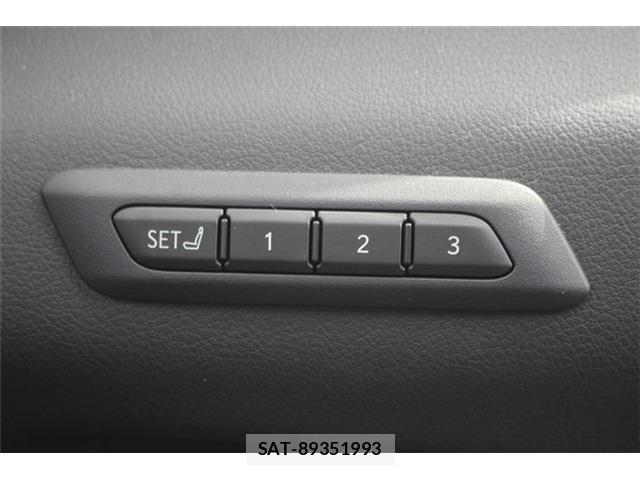Lexus UX 2019-04 6612982-26