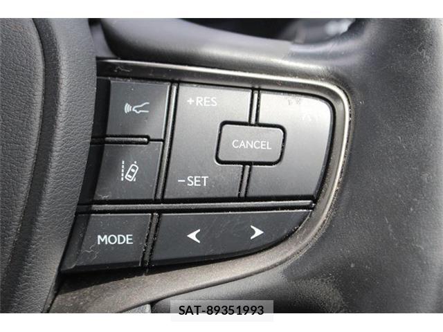 Lexus UX 2019-04 6612982-4