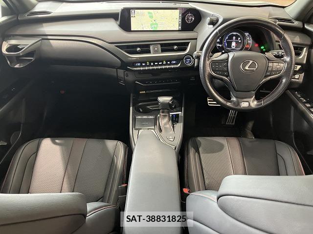Lexus UX 2019-03 6612978-1