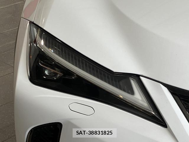 Lexus UX 2019-03 6612978-23