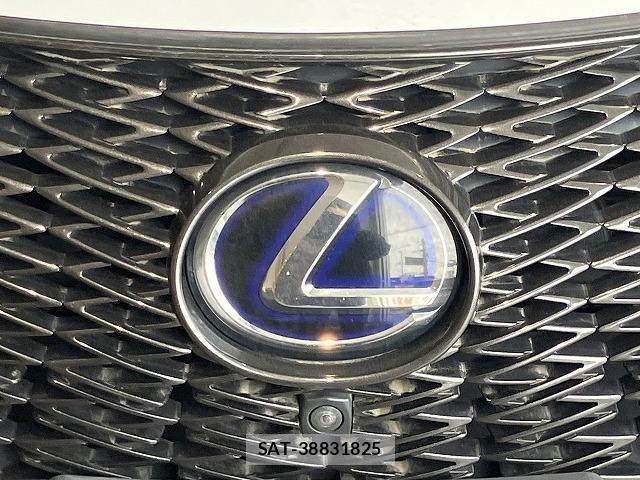 Lexus UX 2019-03 6612978-26