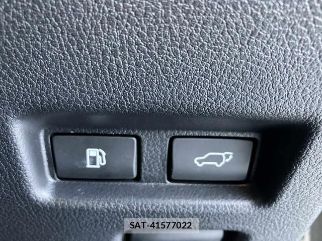 Lexus UX 2020-12 6612969-13