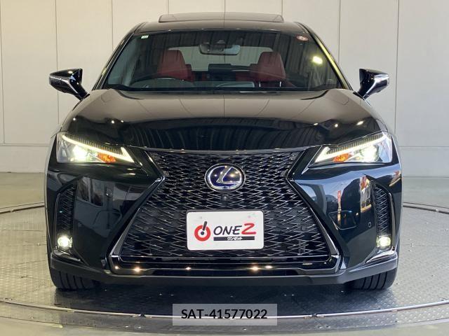 Lexus UX 2020-12 6612969-23
