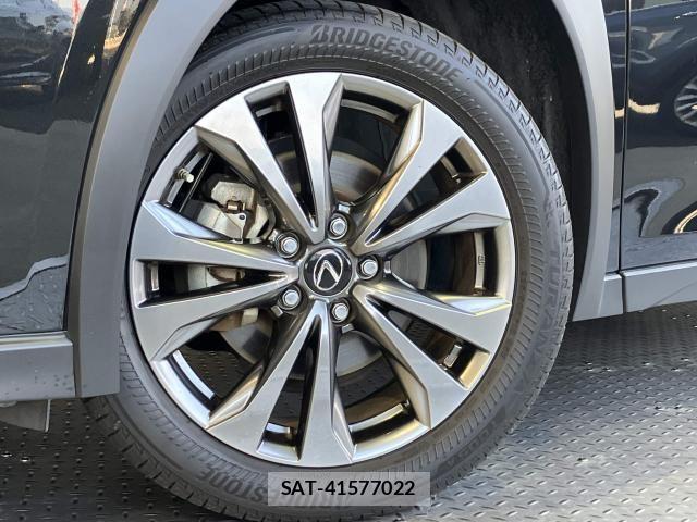 Lexus UX 2020-12 6612969-3