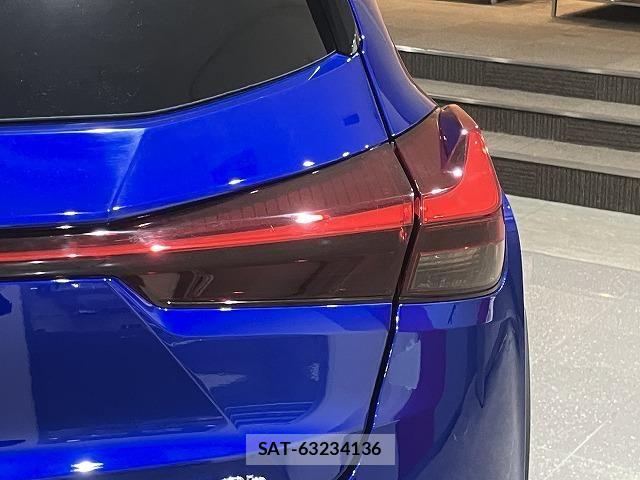 Lexus UX 2021-06 6612970-15