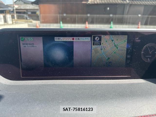 Lexus UX 2019-07 6612980-22