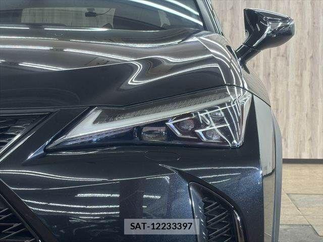 Lexus UX 2019-03 6612977-23