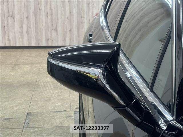 Lexus UX 2019-03 6612977-28