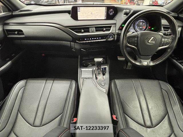 Lexus UX 2019-03 6612977-2