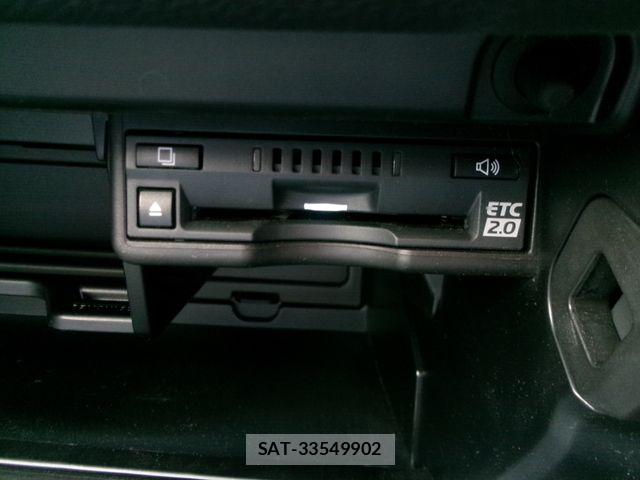 Lexus UX 2020-11 6641881-23