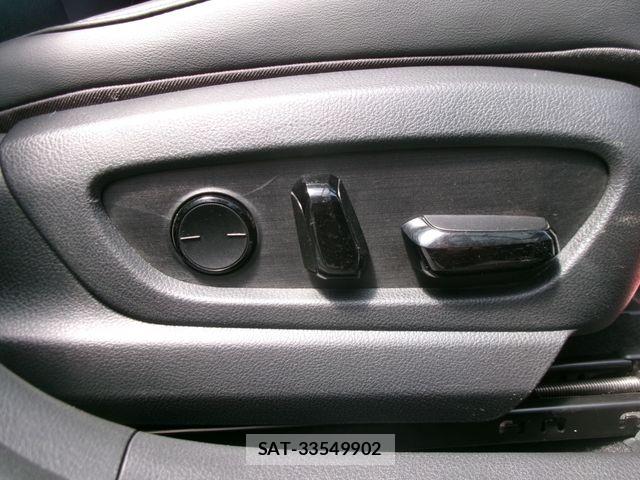 Lexus UX 2020-11 6641881-25