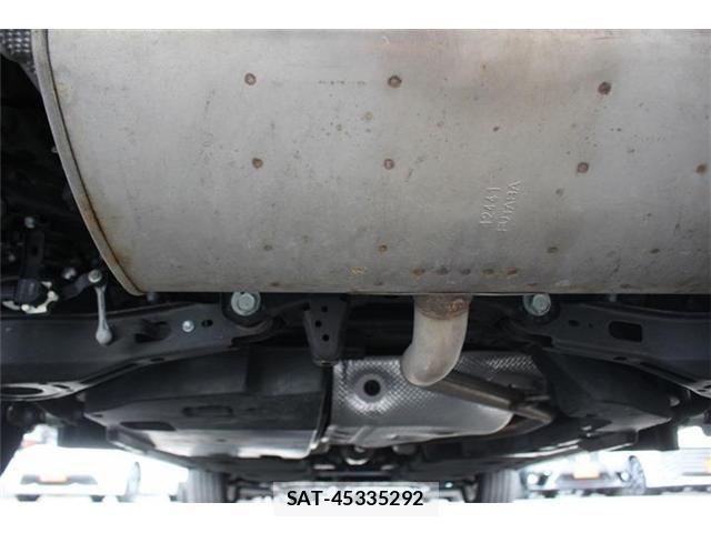 Lexus UX 2023-03 6672336-20