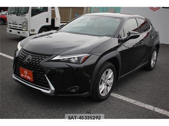 Lexus UX 2023-03 6672336-3
