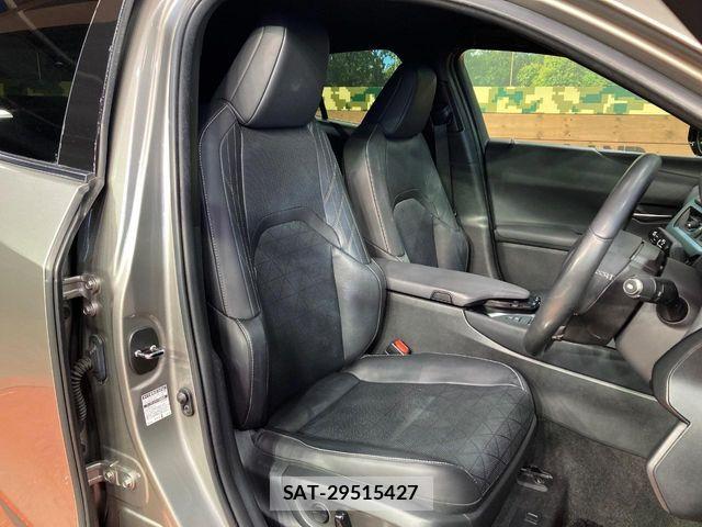 Lexus UX 2019-10 6676732-8