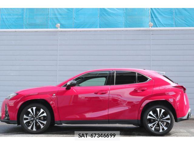 Lexus UX 2023-05 6676731-12