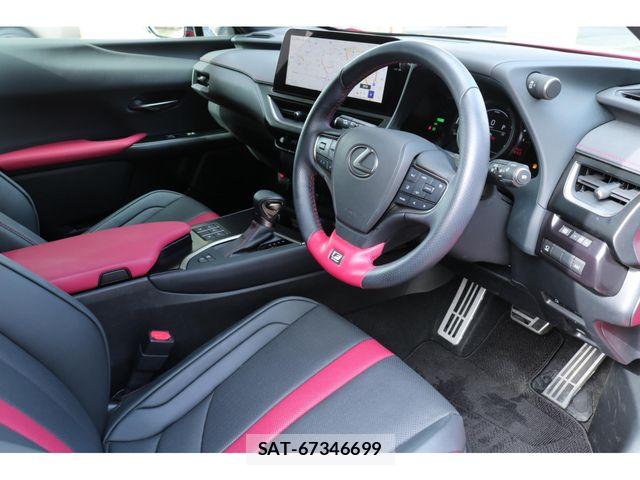 Lexus UX 2023-05 6676731-15